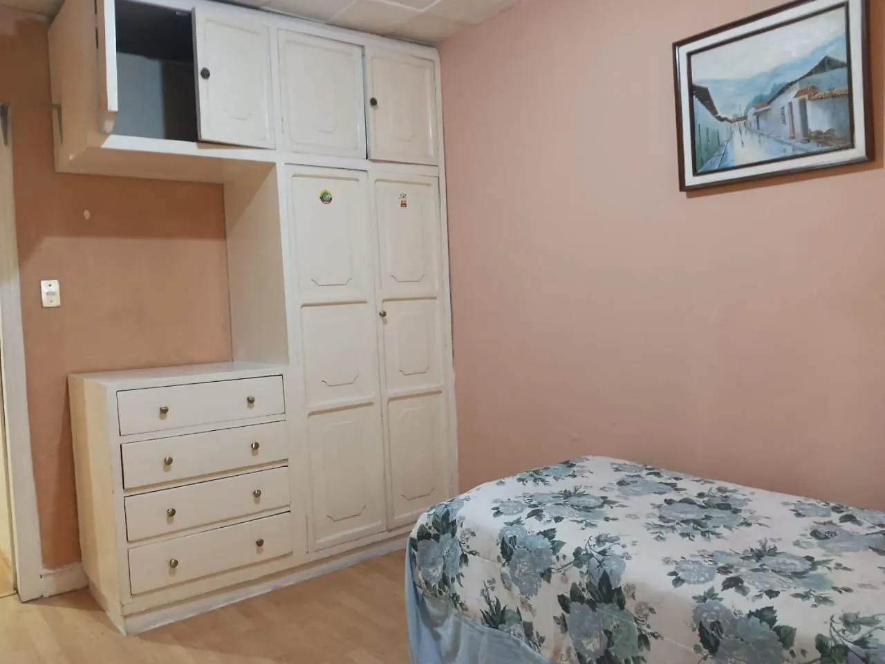 קואנקה Habitaciones Con Cocina אקוודור